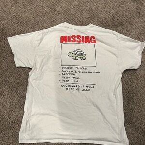 White Graphic T-Shirt with Turtle Design